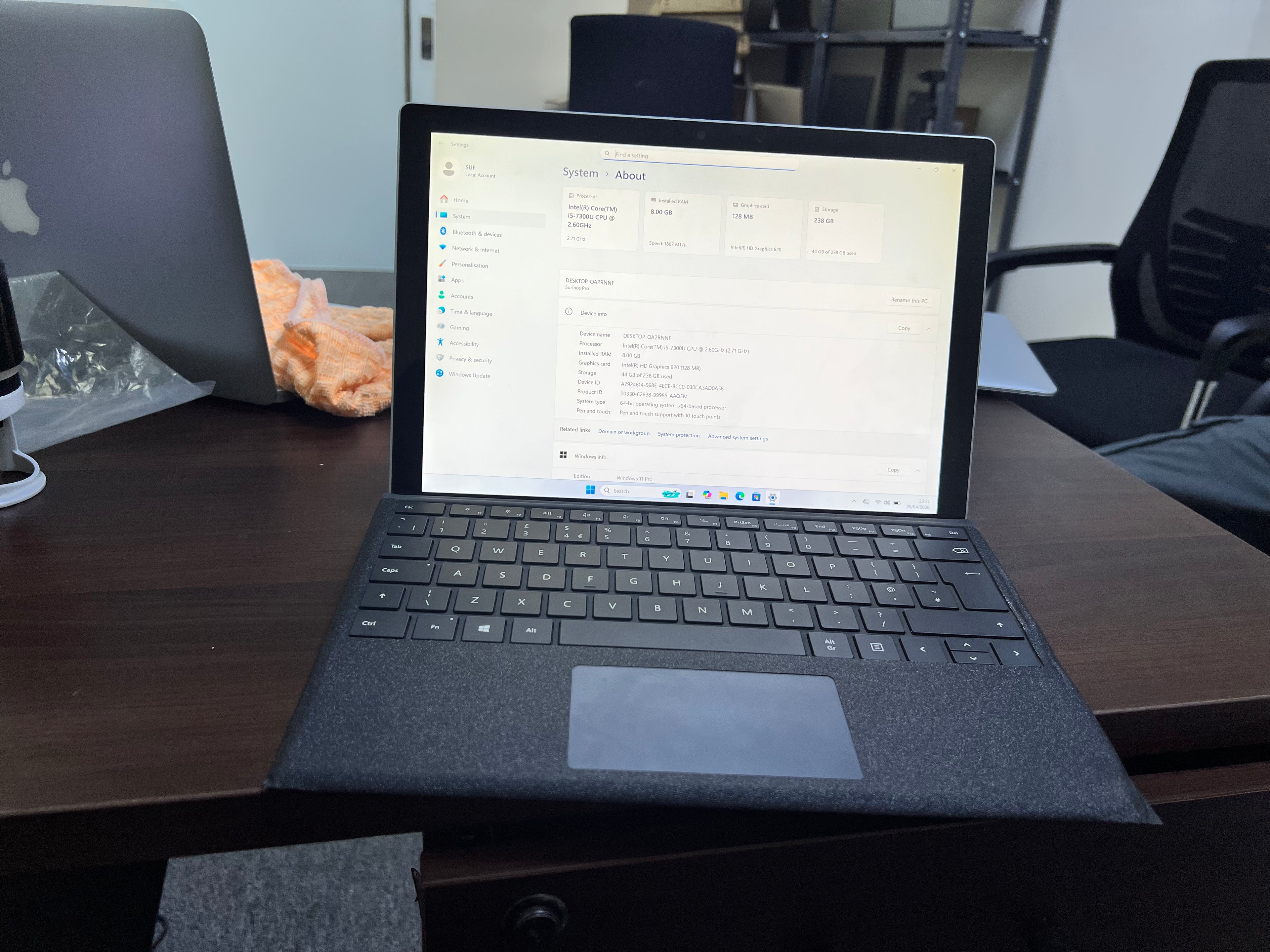 Microsoft Surface Pro 5 – Core i5 7th Gen | 8GB RAM | 256GB SSD | Touch & Detachable