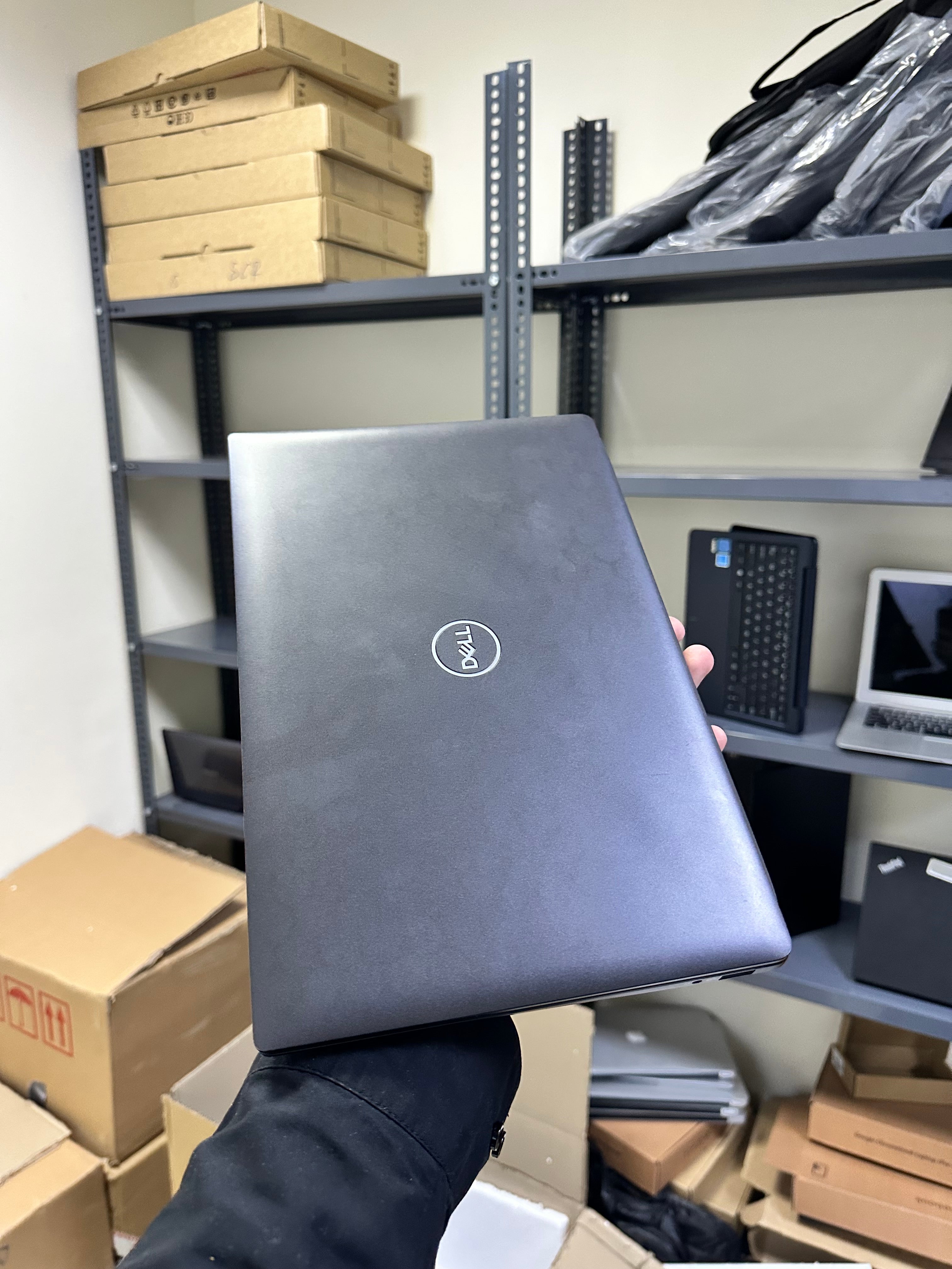 Dell Latitude 3301 | Core i5 8th Gen | 8GB RAM | 256GB SSD | Excellent Condition
